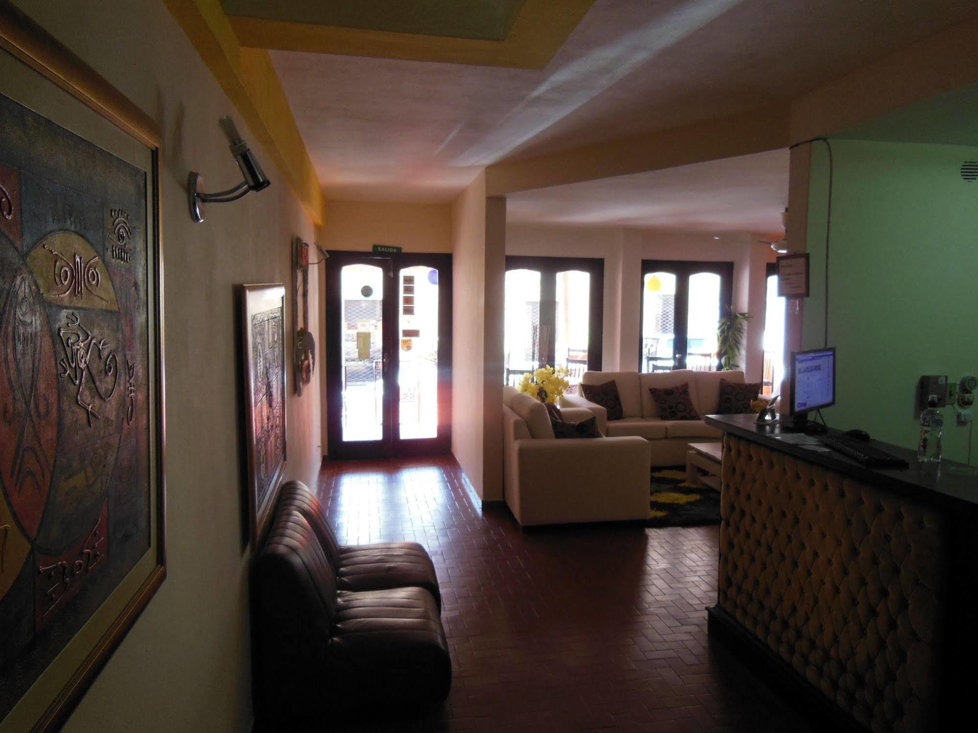 Costanera Hostel Asunción Eksteriør bilde