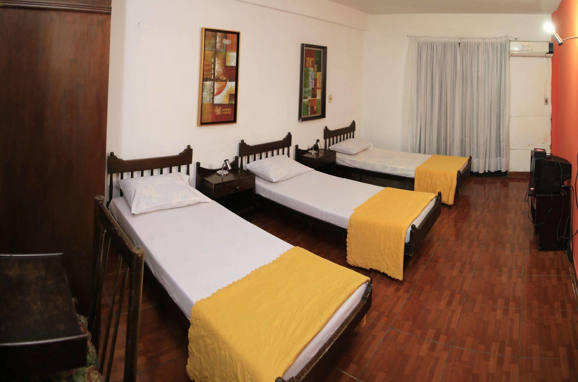 Costanera Hostel Asunción Eksteriør bilde